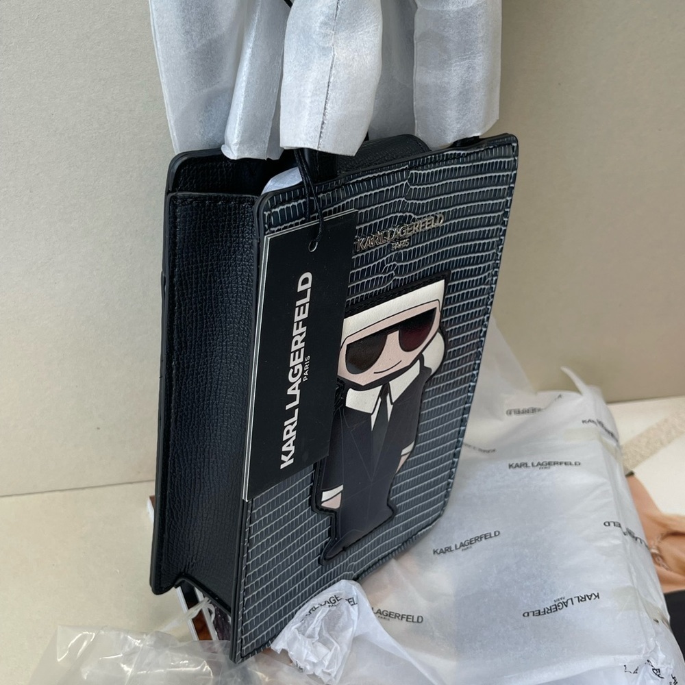 (new+tag in plastic) Karl Lagerfeld large phone crossbody with card slots inside - Picture 8 of 11